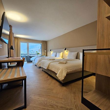 May Hotel Майшос Экстерьер фото